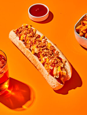 Le hot dog Roland à la raclette au lait cru uniquement chez Big Fernand Valence, atelier de burger et hot dog